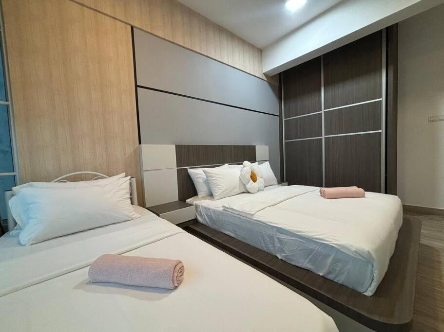 Mount Austin #akademik Modern Style 1-3pax *