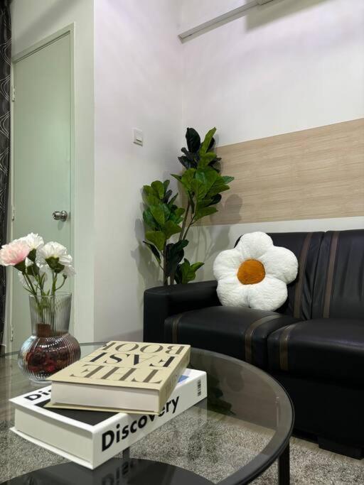 Mount Austin #akademik Modern Style 1-3pax Johor Bahru