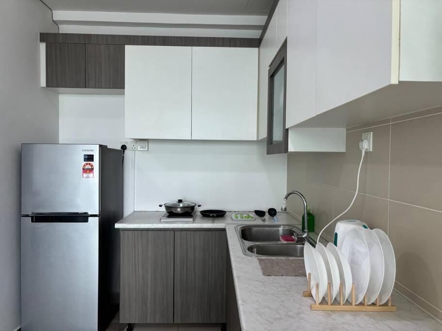 Mount Austin #akademik Modern Style 1-3pax